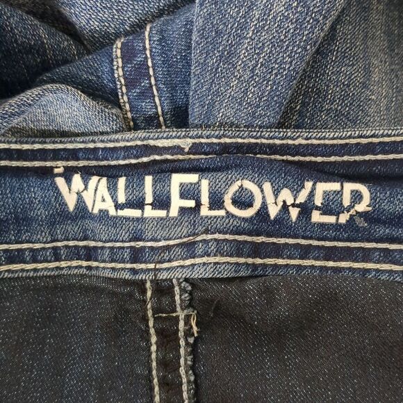 Wallflower Lucius Curvy Stretch Jeans Straight Leg Women's Plus Size 24 Short - Picture 7 of 9